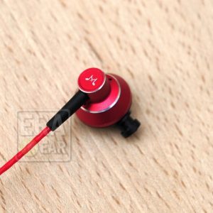 SoundMagic ES20 Red
